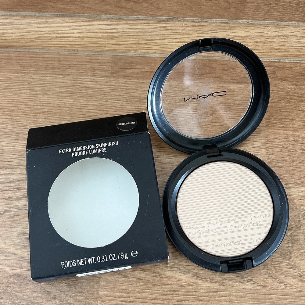 MAC Cosmetics Extra Dimension Skinfinish Double-Gleam
